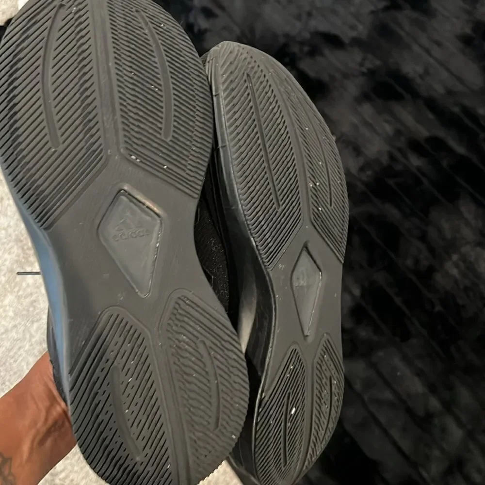 Adidas Sneakers